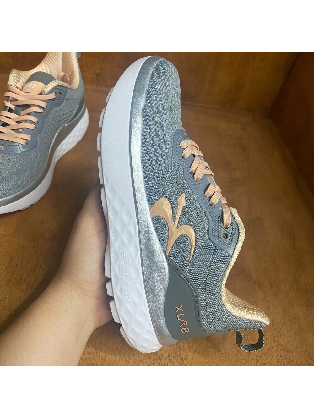 GDefy Gravity Defyer XLR8 Shoes Womens Size 8 Gray Peach Versocloud TB9034FGP-XW - Picture 9 of 15